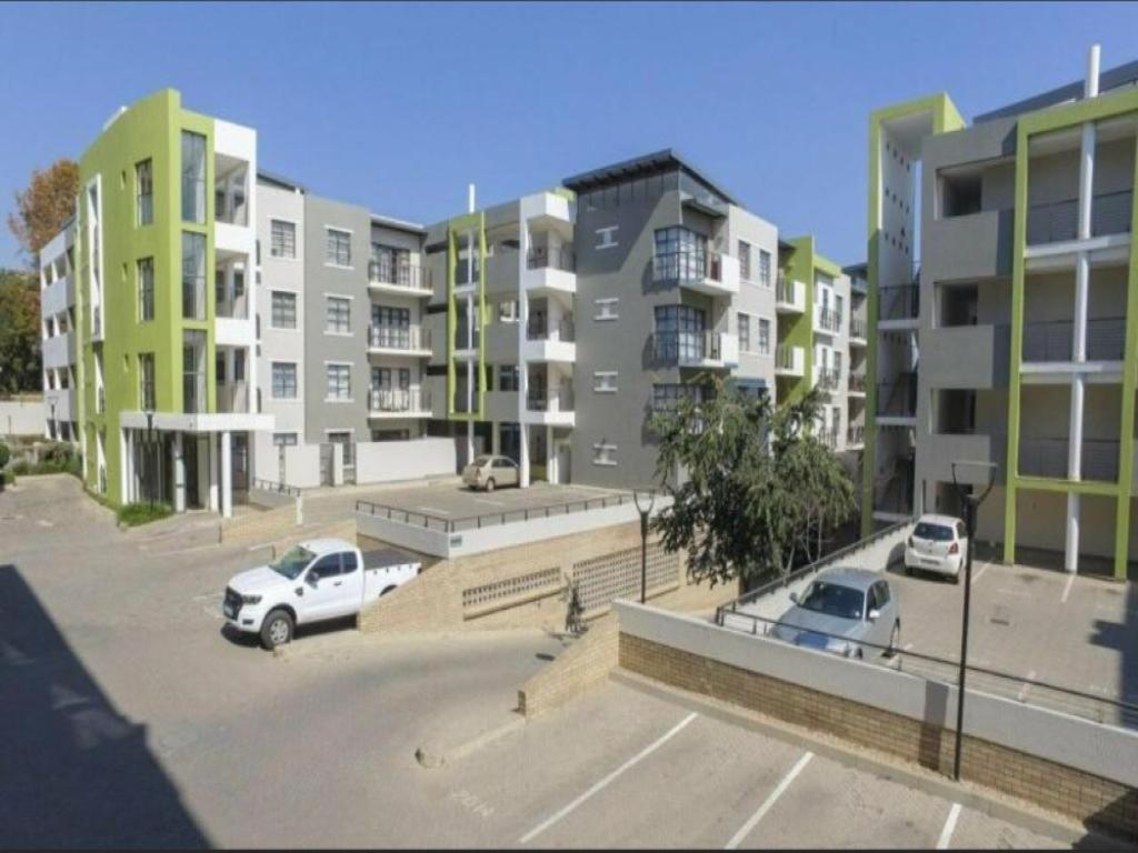 Perfect Traveler'S Apartment Sandton Exterior photo